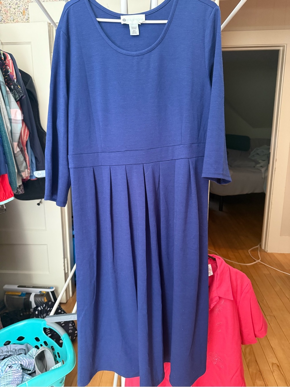 Everyday Pleated Knit Dress in Royal Blue